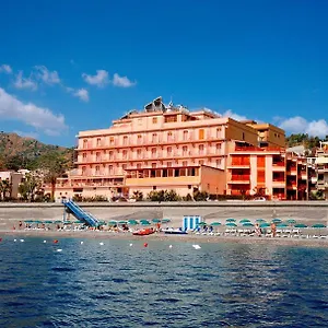hotel-kennedy-santalessio-siculo.sicilyhotelsitaly.net/